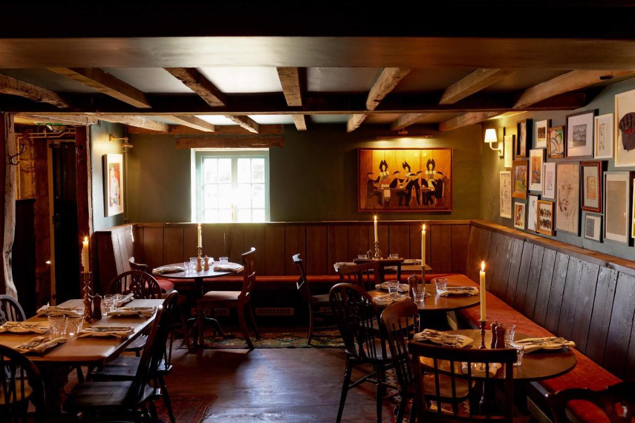 The Queen'S Head Broad Chalke Exterior photo